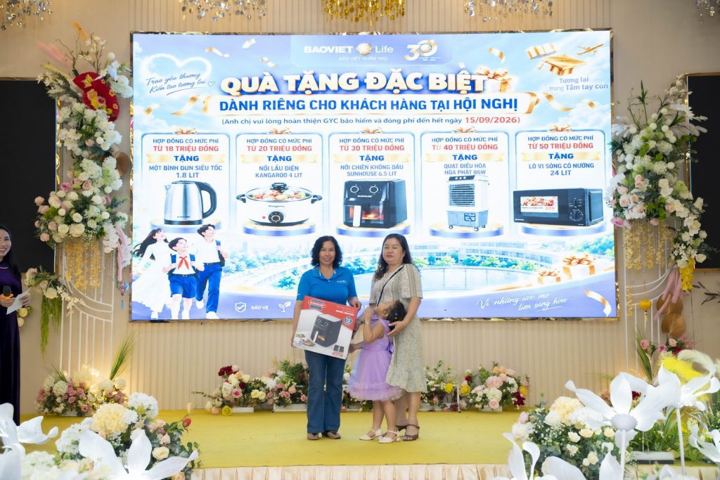 Quà tặng cho khách hàng